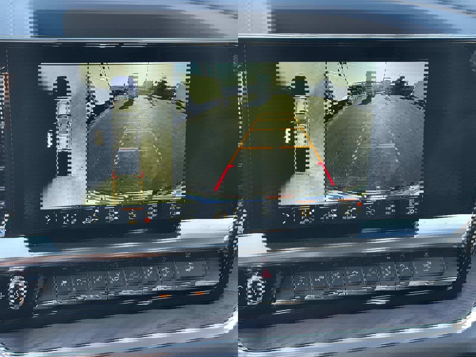 New 2026 GMC Sierra 1500 SLT w/ SLT Premium Package image 15