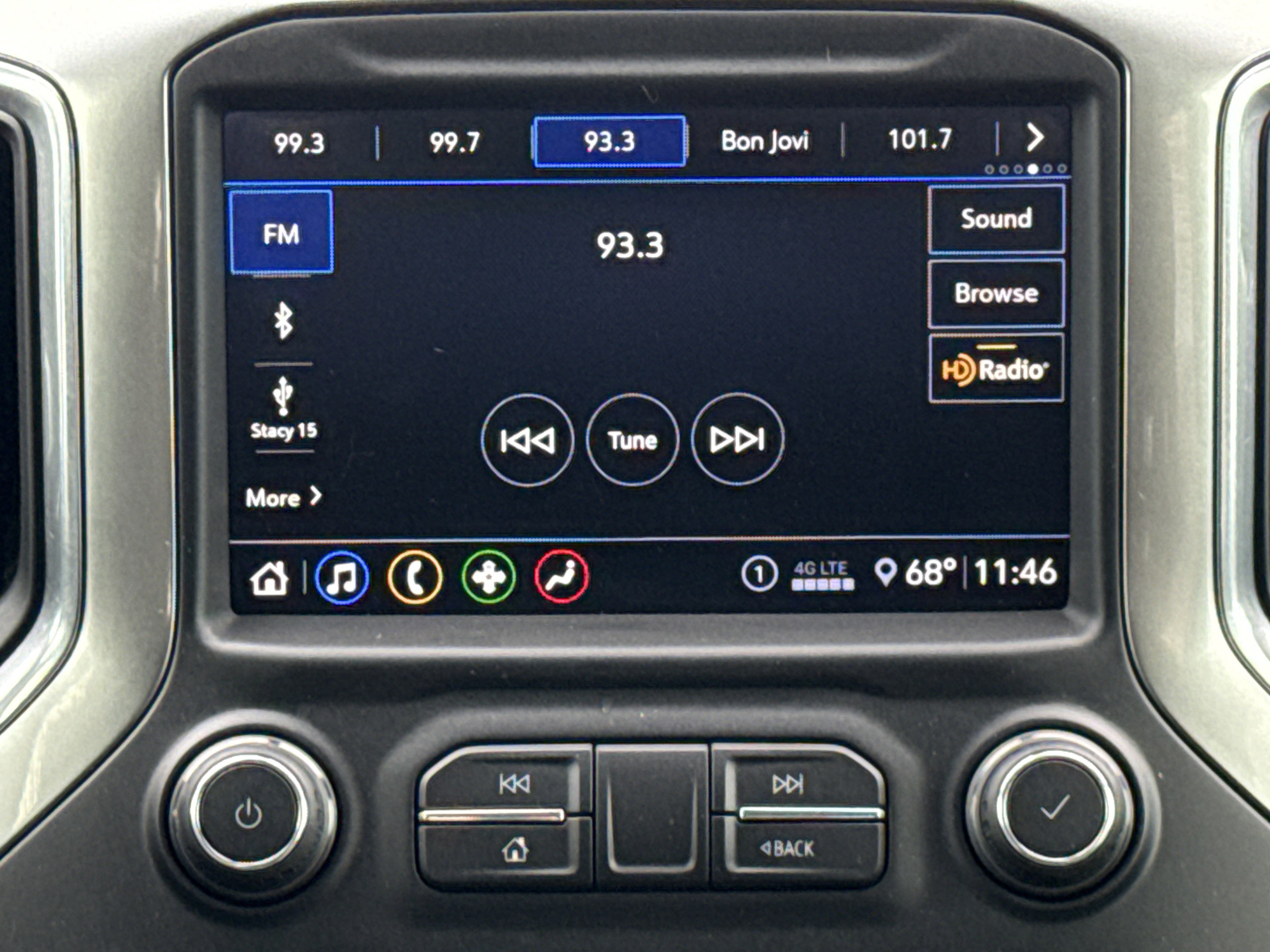 Used 2020 Chevrolet Silverado 1500 LT Trail Boss image 23