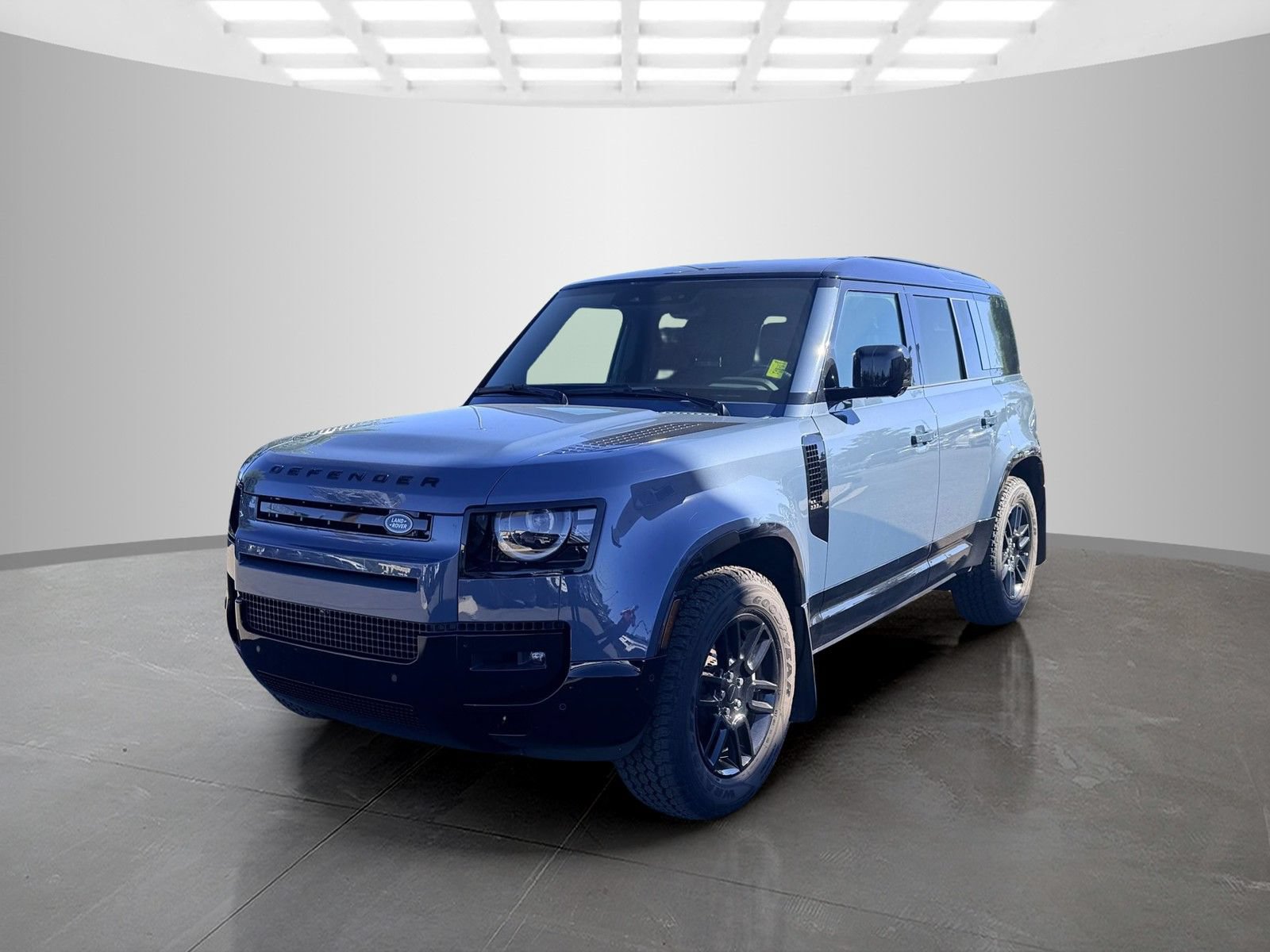 Used 2026 Land Rover Defender 110 X-Dynamic SE