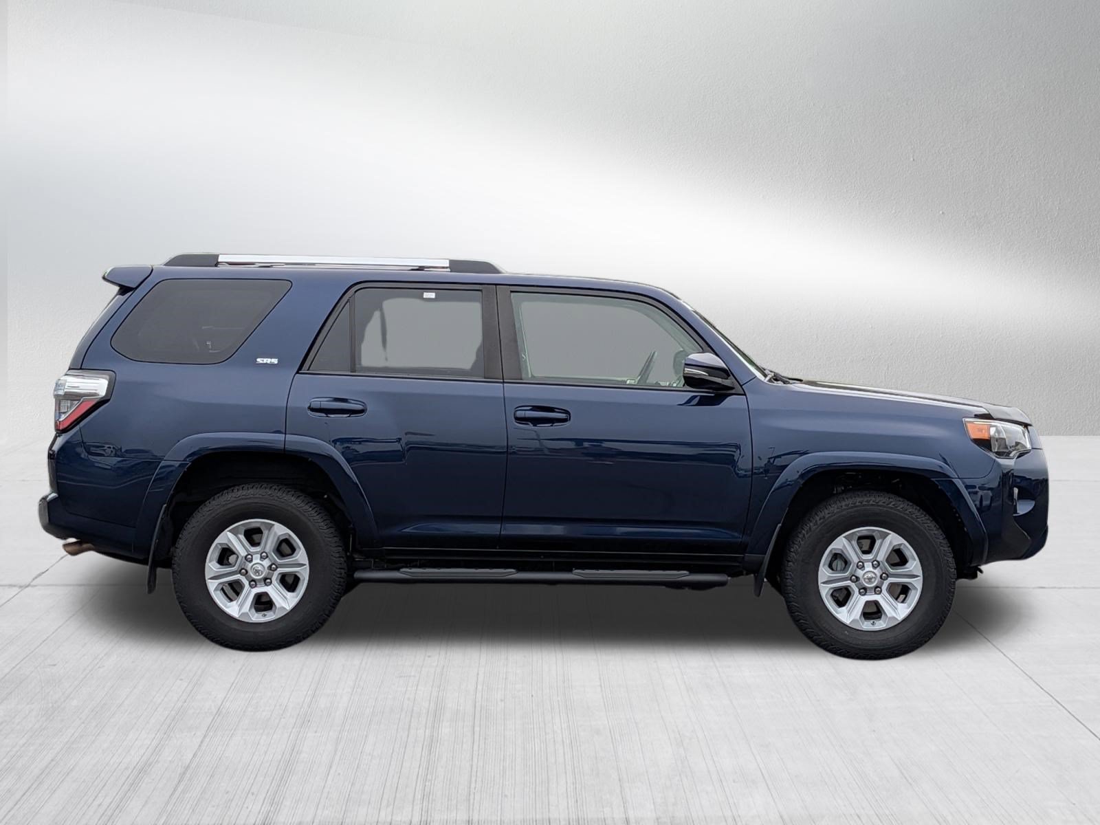 Certified 2019 Toyota 4Runner SR5 Premium AWD/4WD image 8