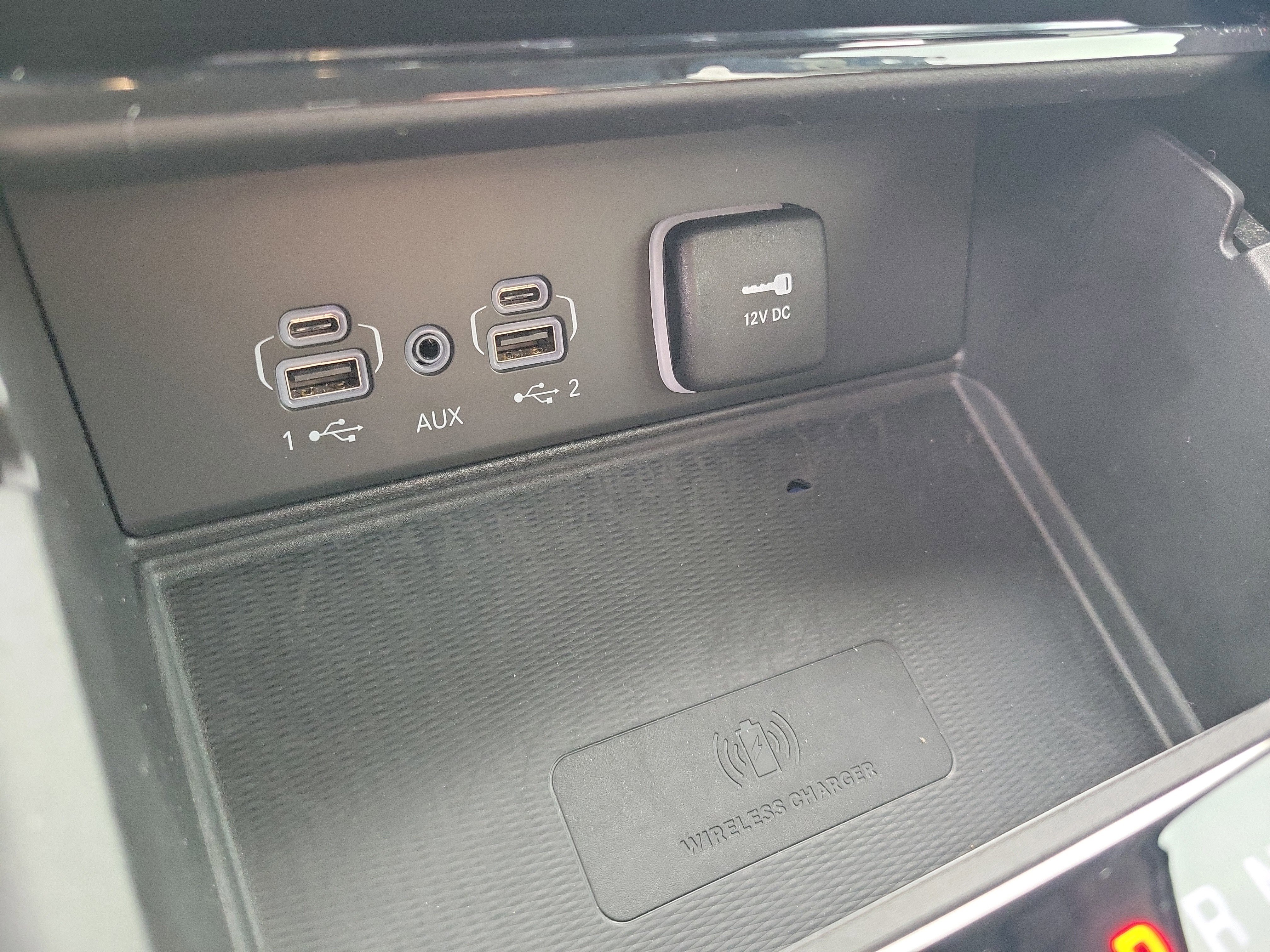 Used 2023 Jeep Grand Cherokee L Limited w/ Luxury Tech Group II image 28