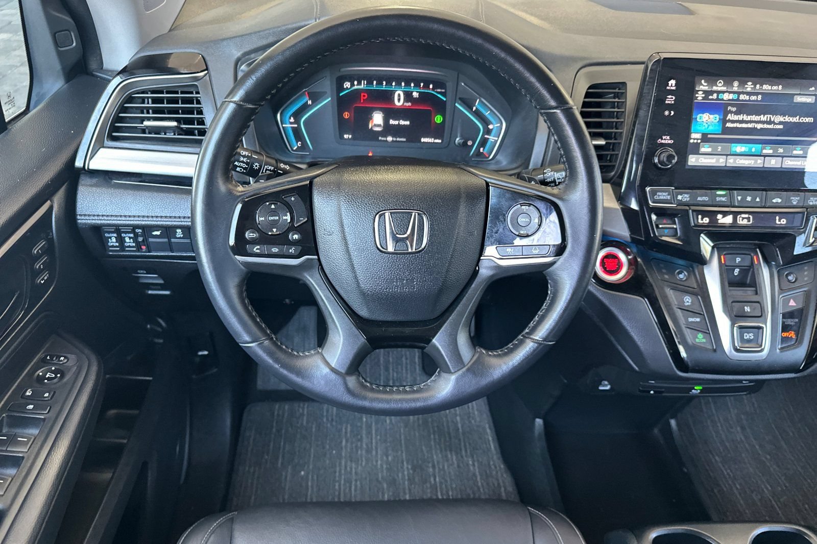 Used 2024 Honda Odyssey Touring image 14