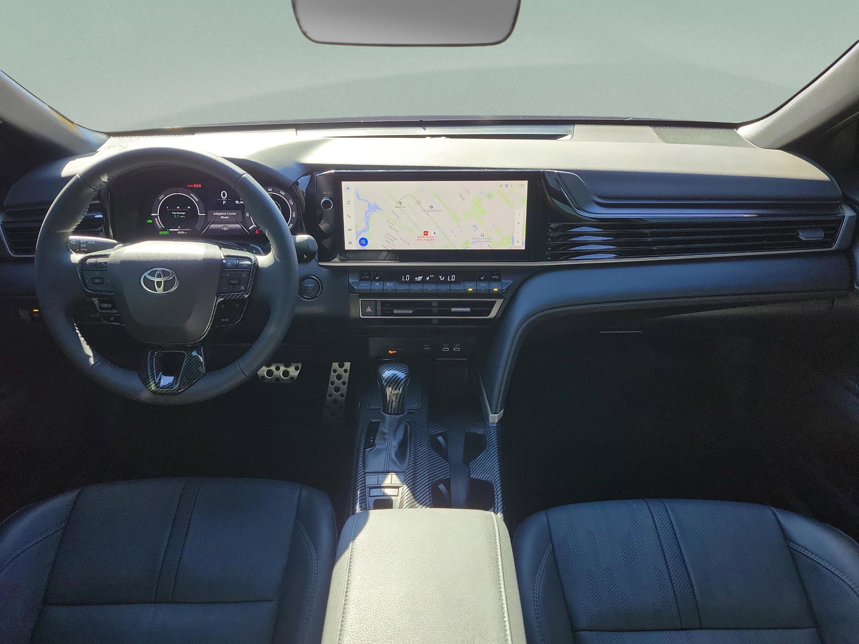 Used 2025 Toyota Camry XSE image 8