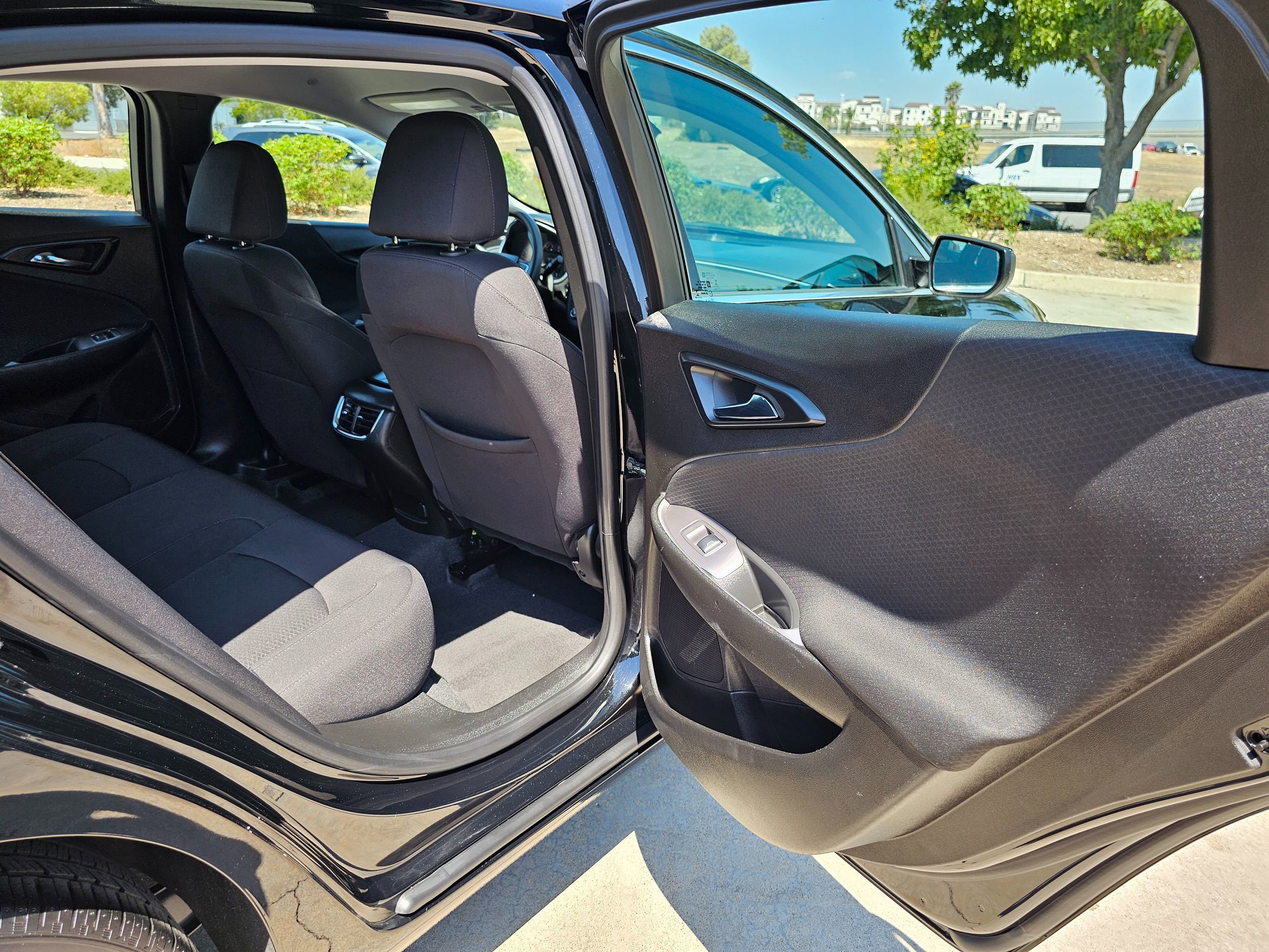 Used 2023 Chevrolet Malibu LT image 25