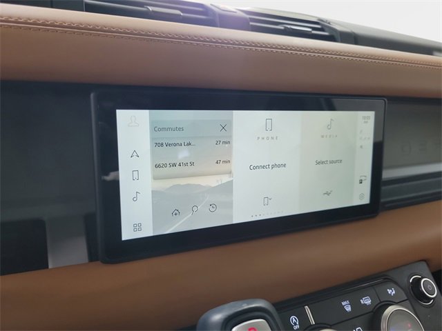 Used 2024 Land Rover Defender 110 S image 26