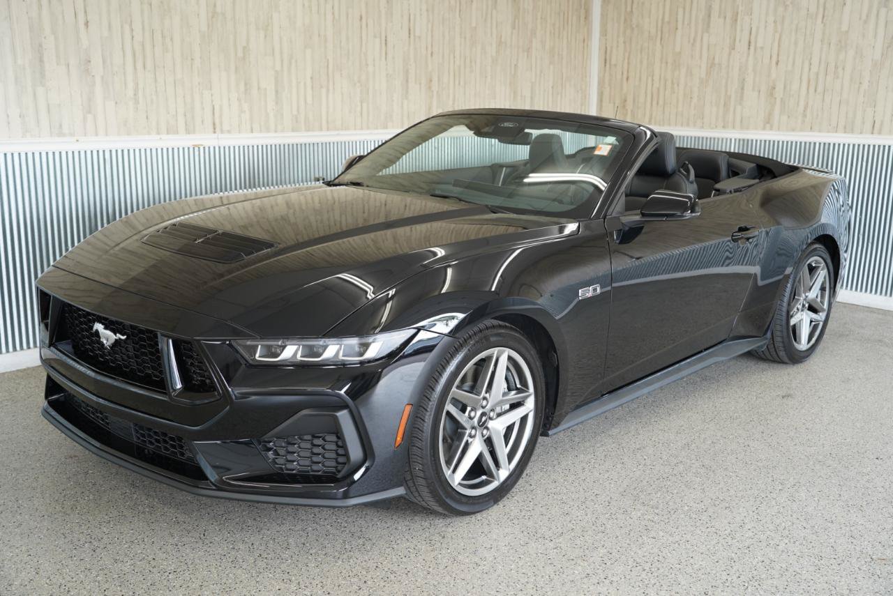 Used 2024 Ford Mustang GT Premium RWD image 11