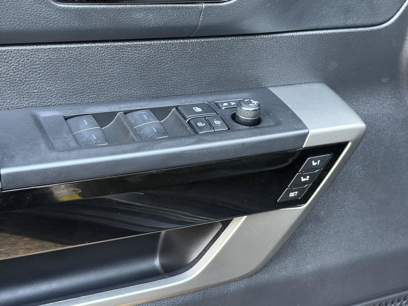 Used 2023 Toyota Sequoia Limited image 23