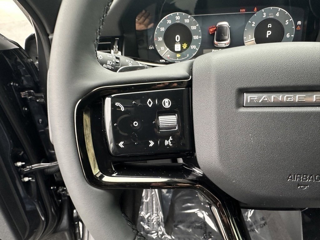 Used 2024 Land Rover Range Rover Evoque S image 17