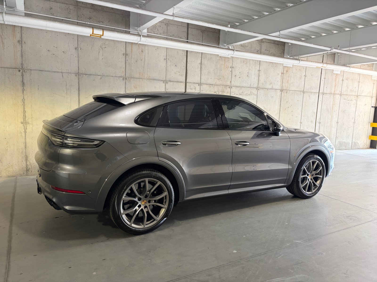 Certified 2023 Porsche Cayenne Turbo S AWD/4WD image 7