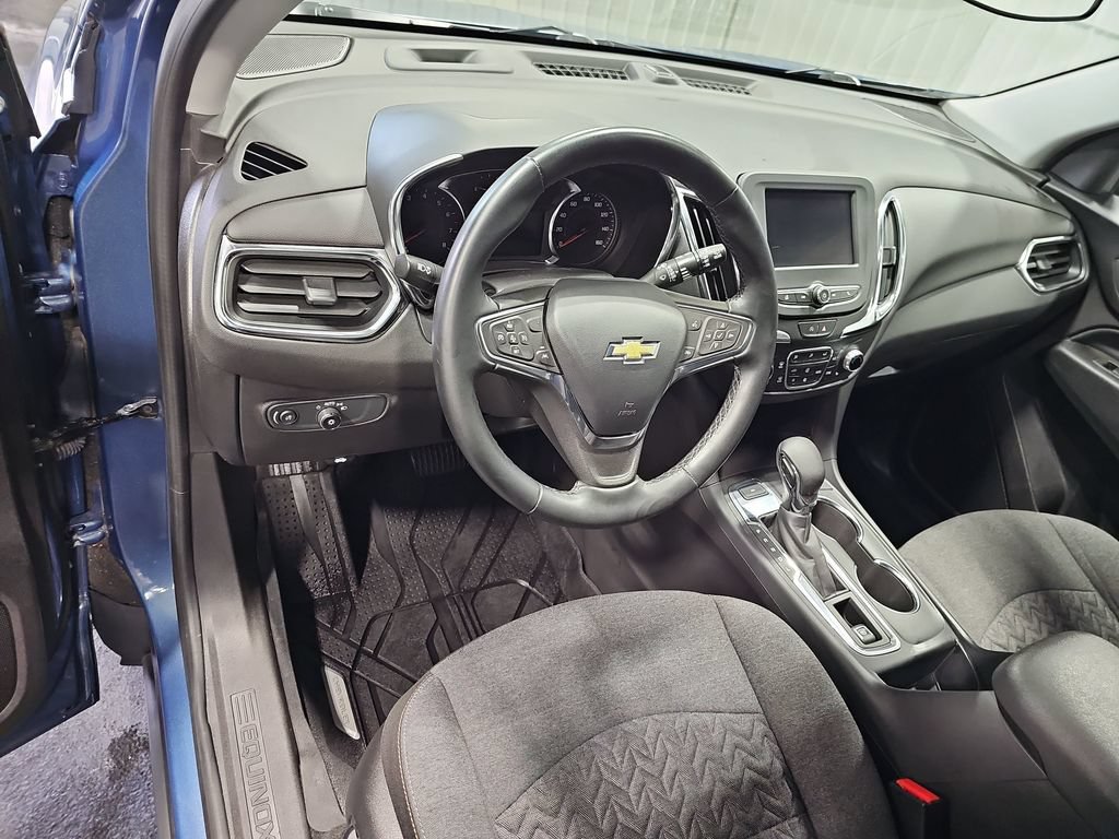 Used 2024 Chevrolet Equinox LT AWD/4WD image 16