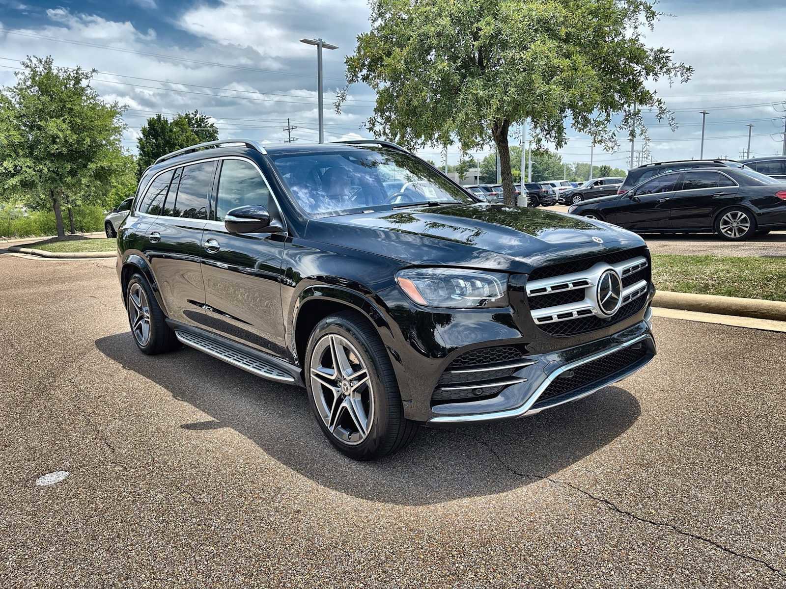 Used 2023 Mercedes-Benz GLS 450 4MATIC image 11