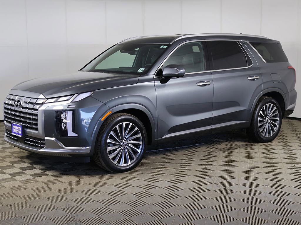 Used 2024 Hyundai Palisade Calligraphy image 16