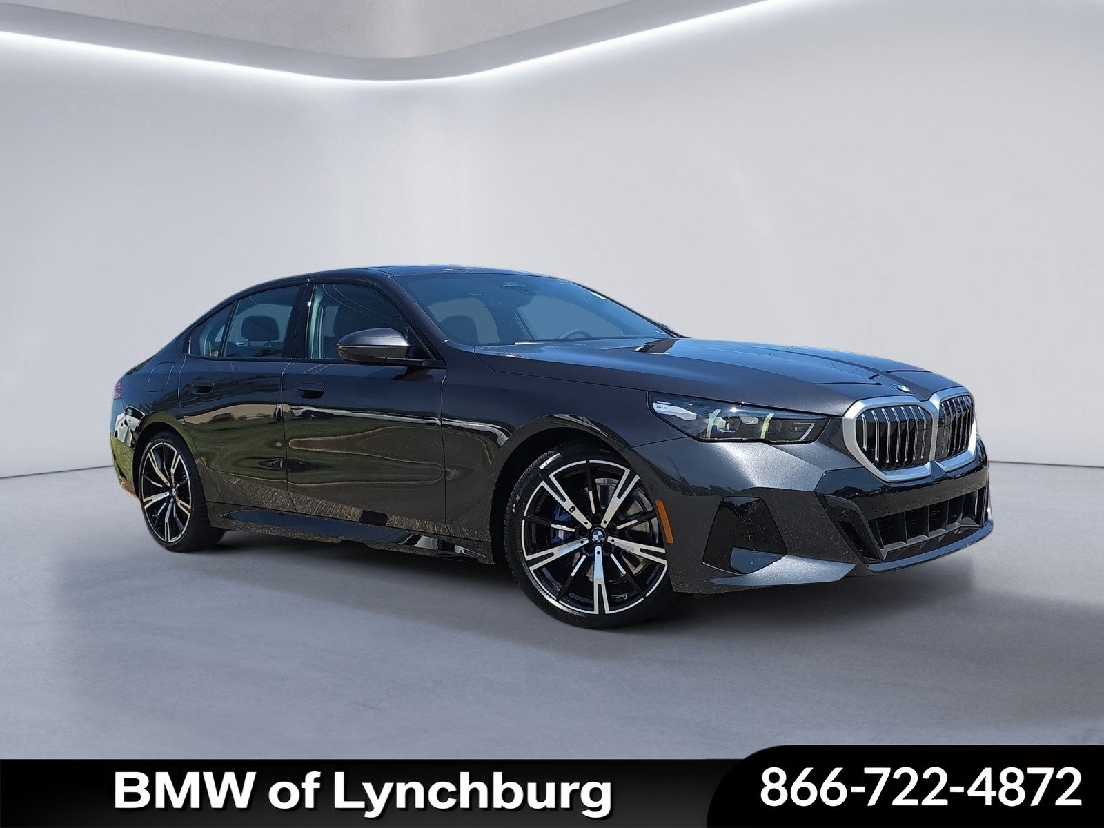 New 2027 BMW 530i xDrive w/ M Sport Package AWD/4WD image 1