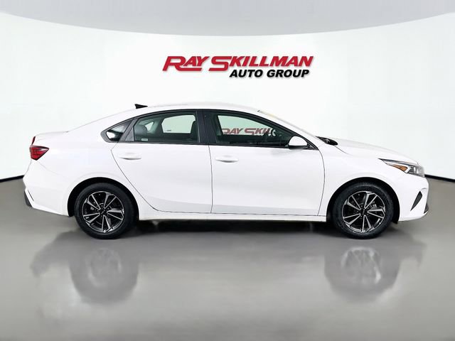Used 2024 Kia Forte LXS image 8