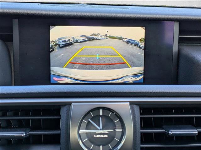 Used 2020 Lexus IS 300 F Sport w/ F Sport Package image 12