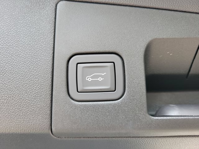 New 2026 Cadillac XT5 Sportv w/ LPO, Floor Liner Package AWD/4WD image 30