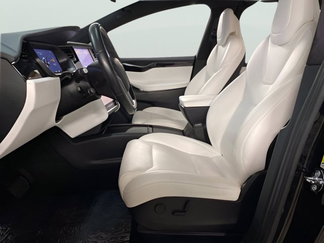 Used 2018 Tesla Model X 75D AWD/4WD image 29