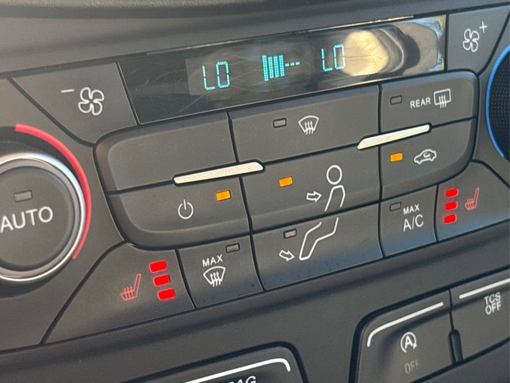 Used 2018 Ford Escape SE w/ SE Sync 3 Package image 29