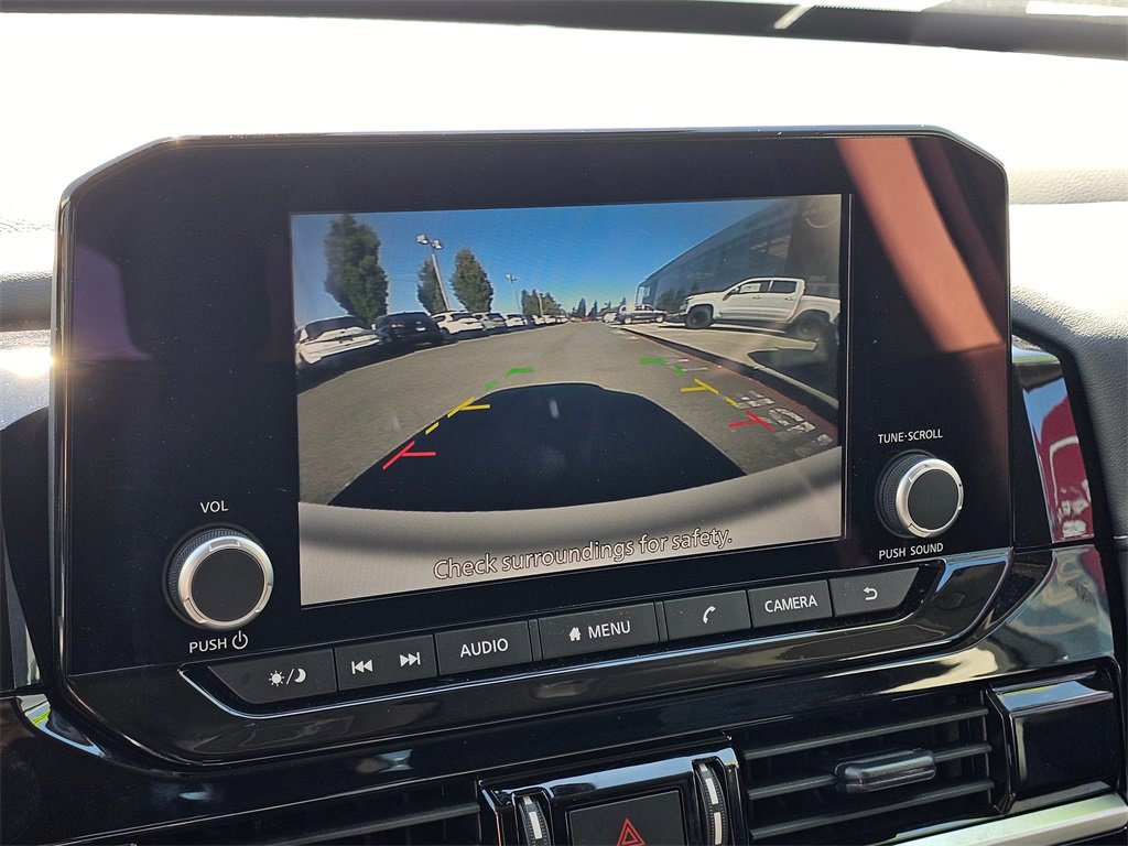 Certified 2024 Nissan Pathfinder SV image 25