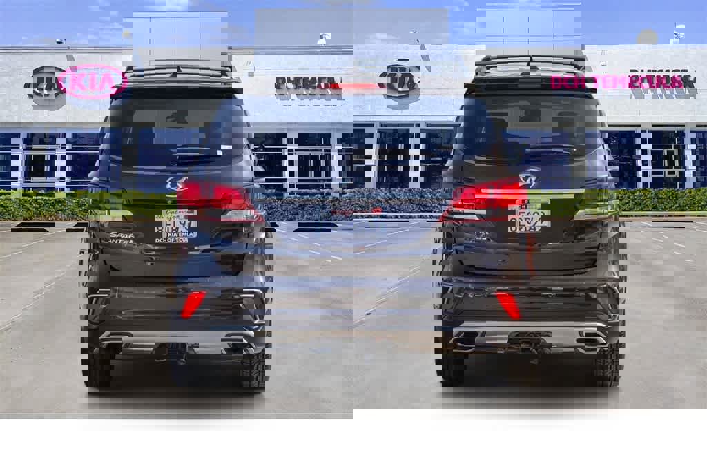 Used 2018 Hyundai Santa Fe SE image 5