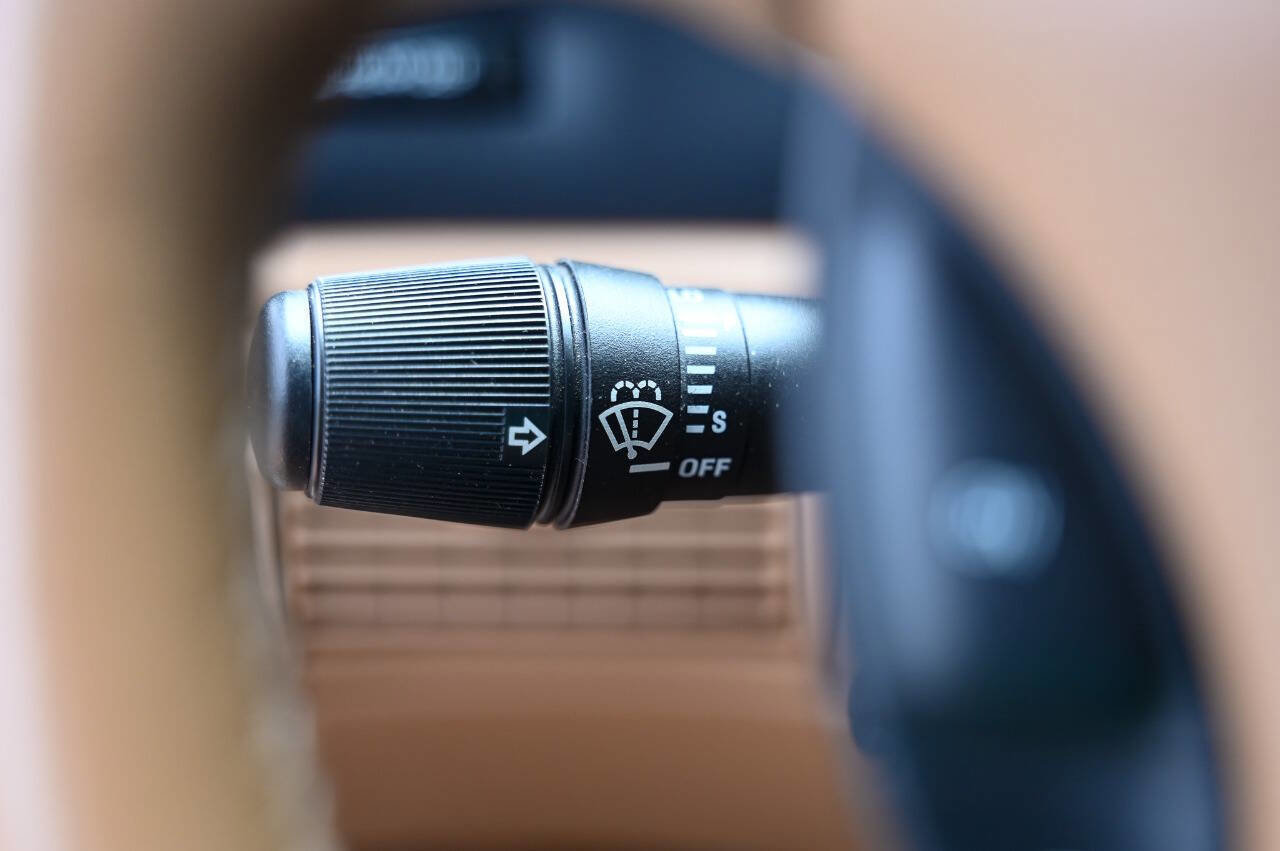 Used 1997 Ford Mustang Cobra image 91