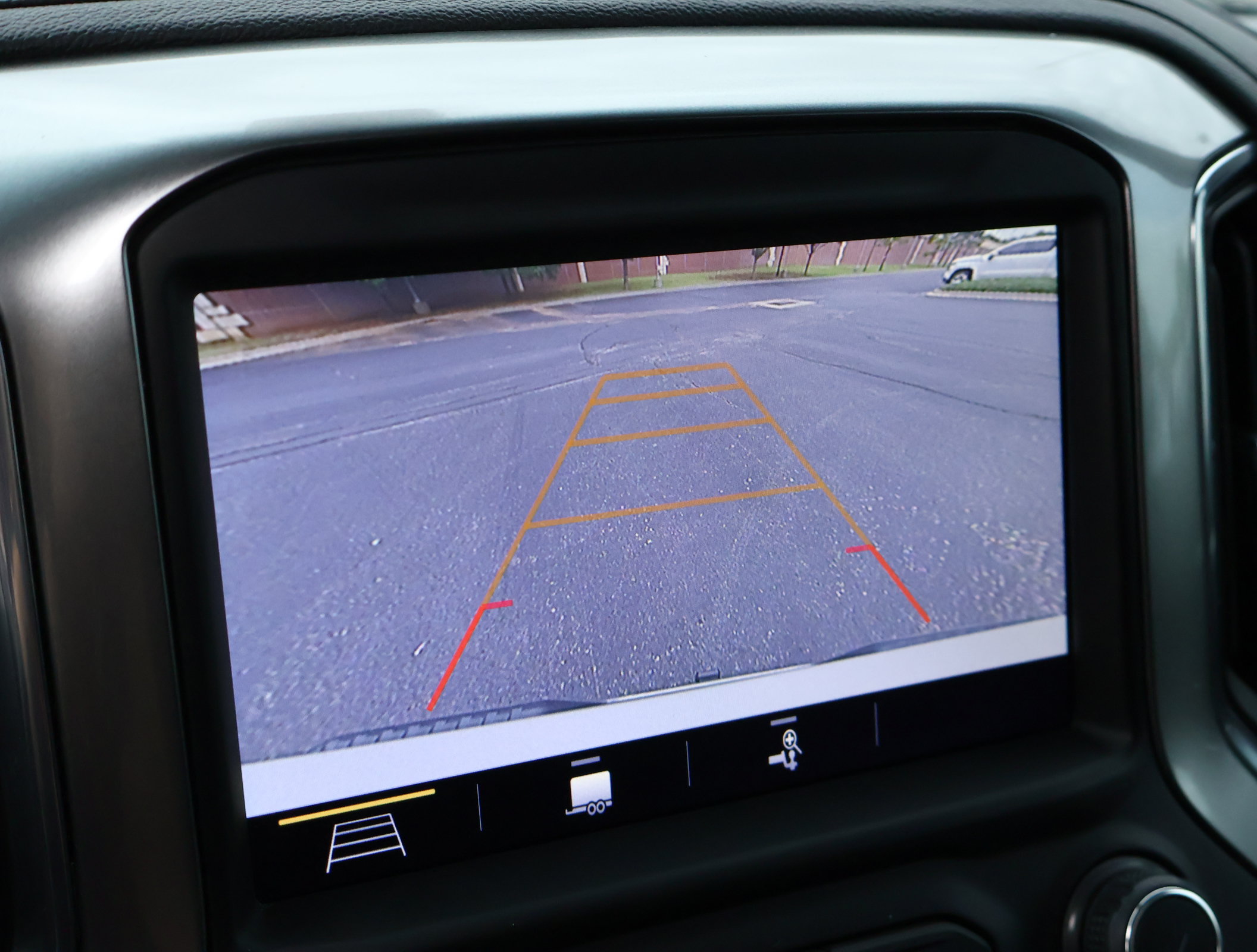 Used 2019 Chevrolet Silverado 1500 LT w/ Texas Edition RWD image 4