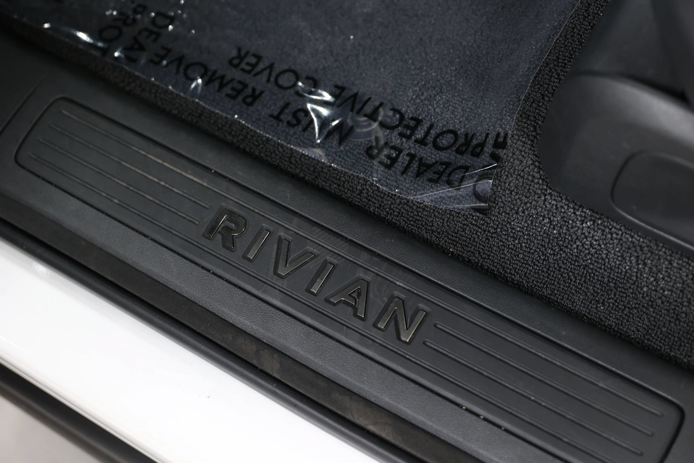 Used 2024 Rivian R1S Adventure Quad AWD/4WD image 22