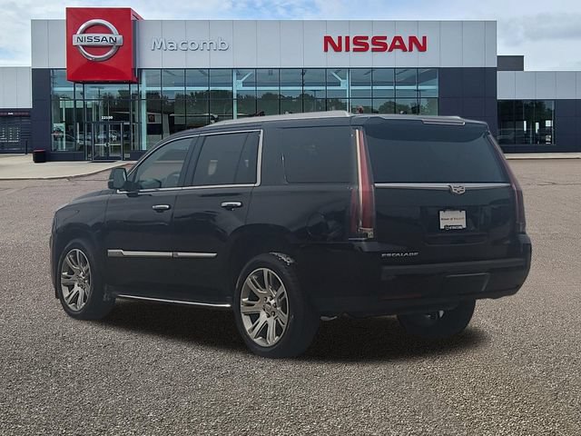 Used 2018 Cadillac Escalade Luxury AWD/4WD image 5