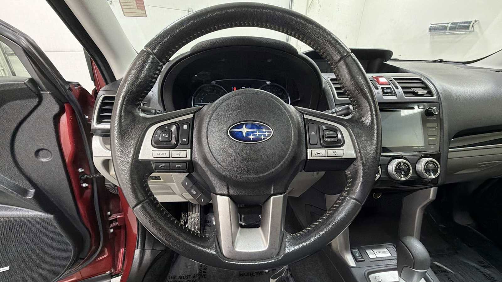 Used 2018 Subaru Forester 2.5i Limited AWD/4WD image 16