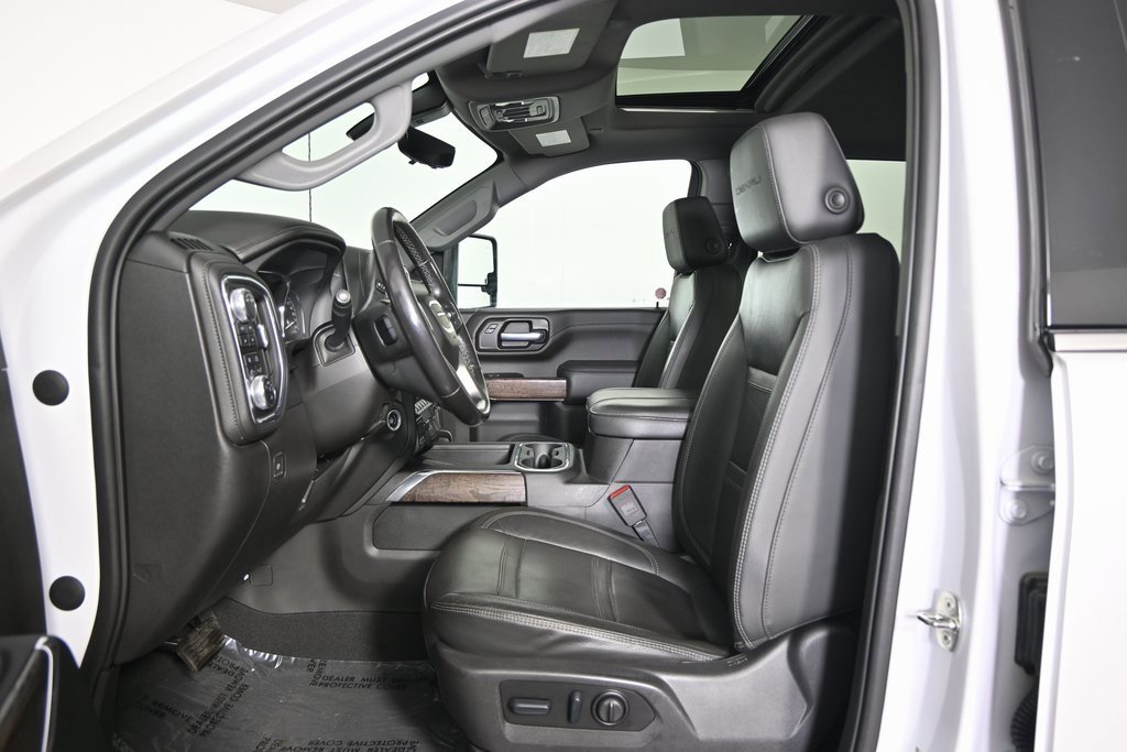 Used 2023 GMC Sierra 3500 Denali w/ Denali Ultimate Package image 21