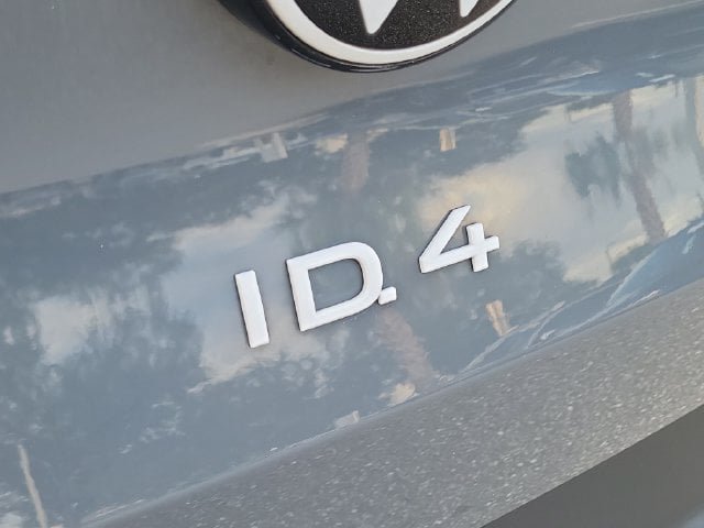 Certified 2024 Volkswagen ID.4 Pro RWD image 6