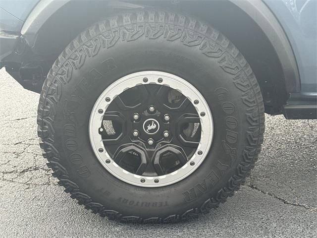 Used 2024 Ford Bronco Badlands image 11