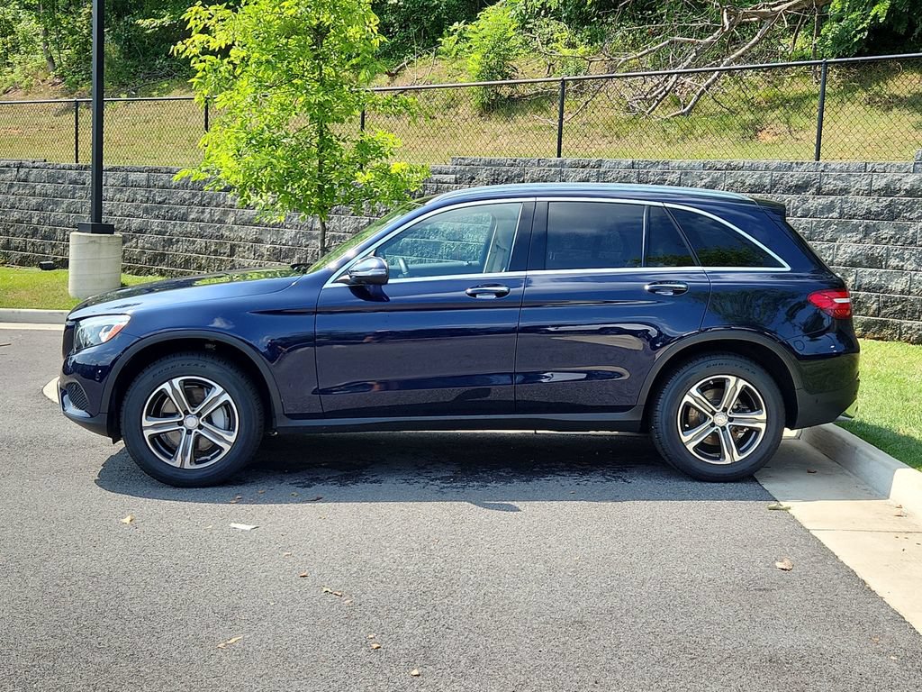Used 2017 Mercedes-Benz GLC 300 4MATIC image 6