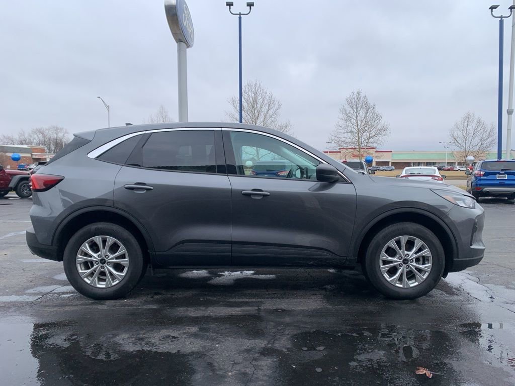 Used 2023 Ford Escape Active image 2