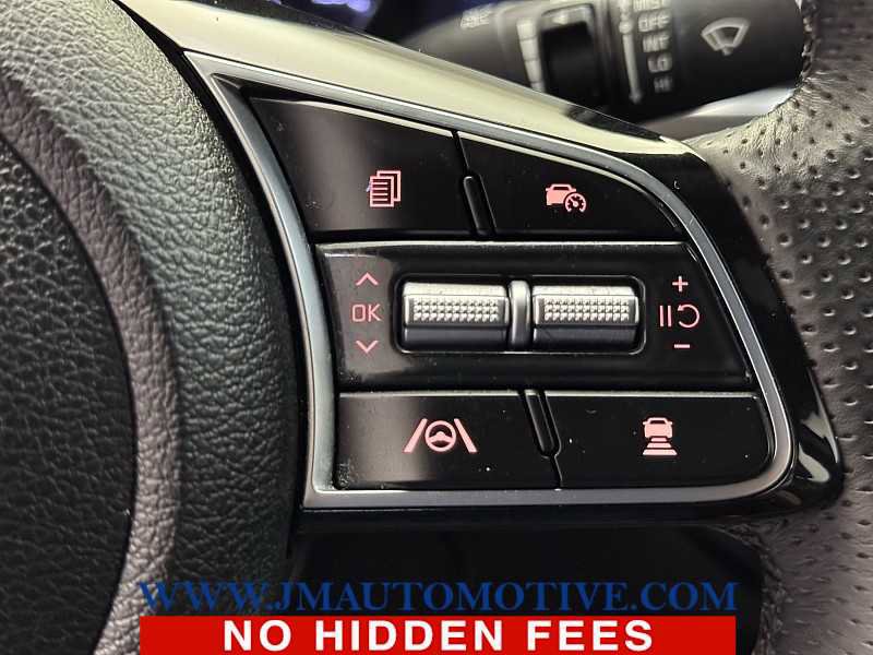 Used 2022 Kia Forte GT-Line w/ GT-Line Technology Package FWD image 39