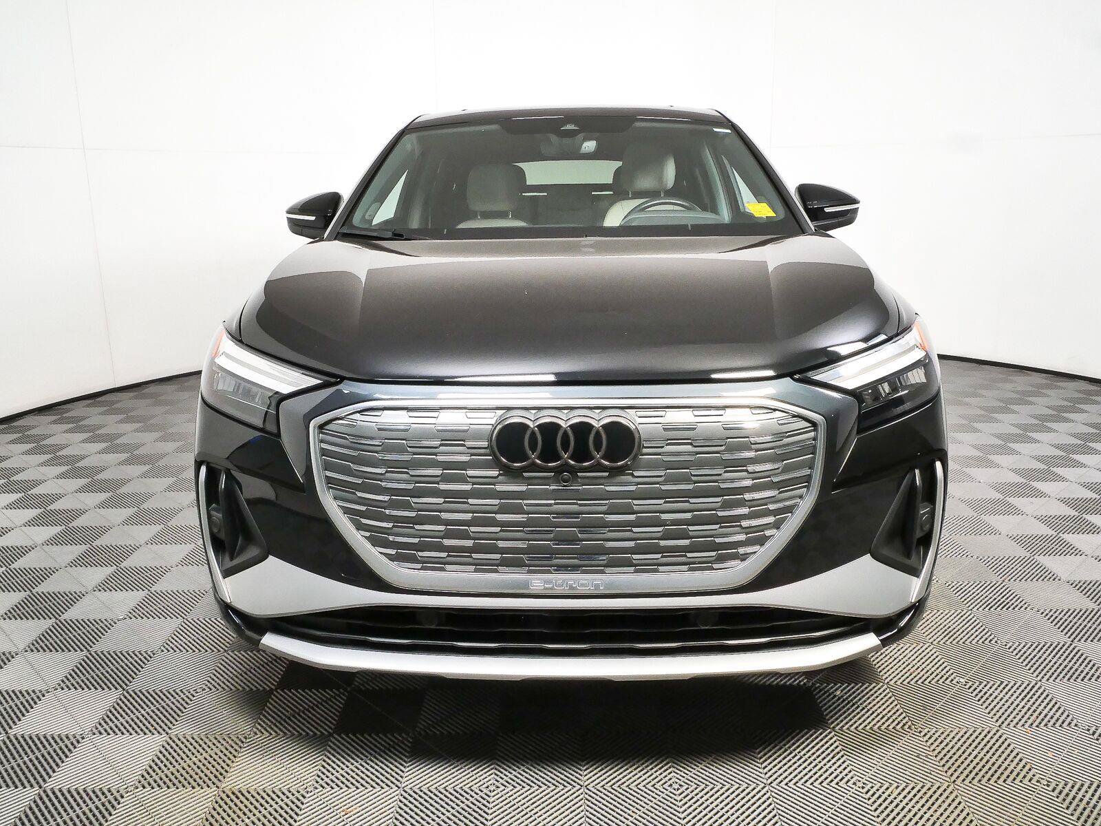 Used 2023 Audi Q4 e-tron Premium Plus w/ Premium Plus AWD/4WD image 36