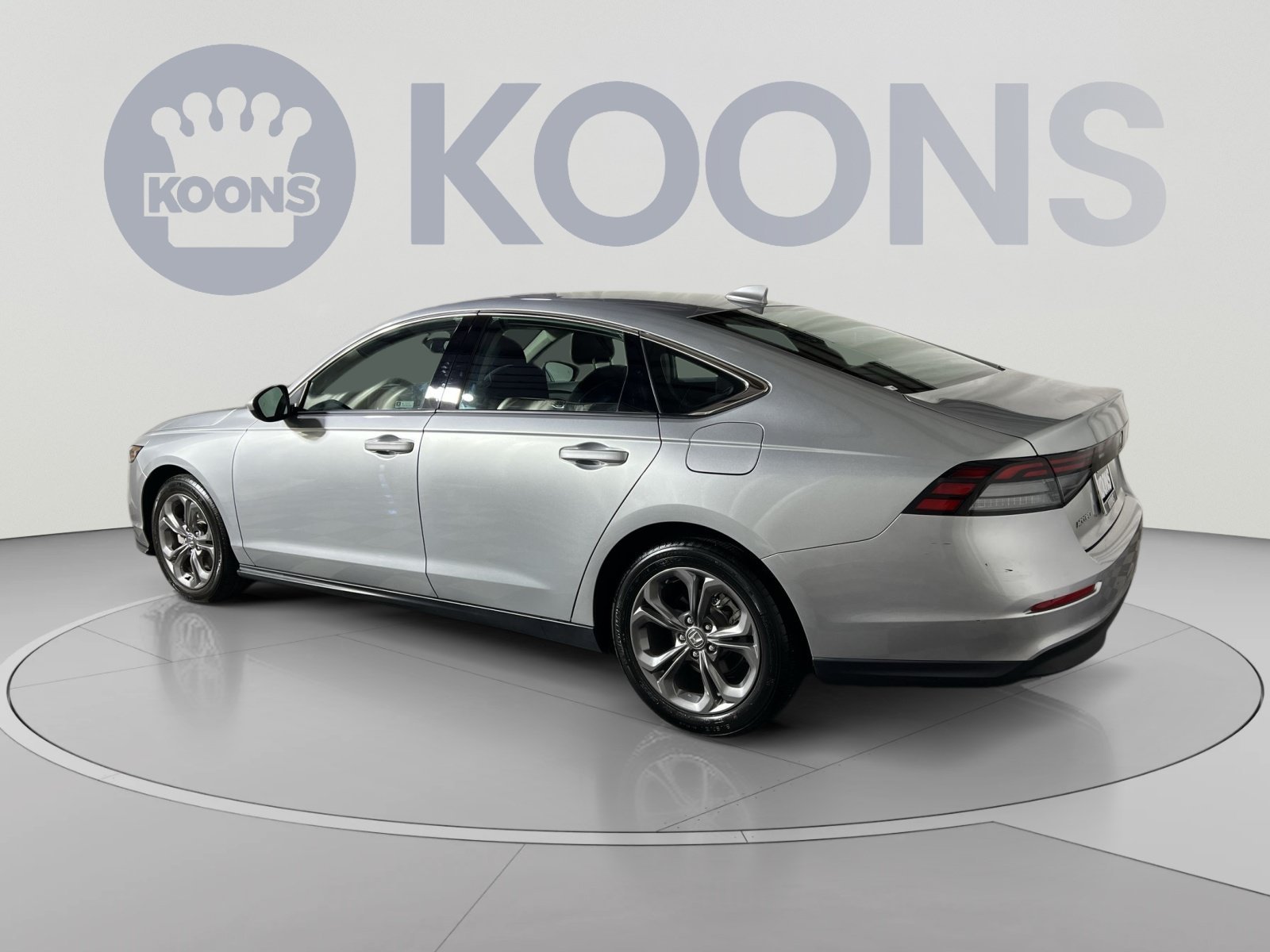 Used 2024 Honda Accord EX image 4