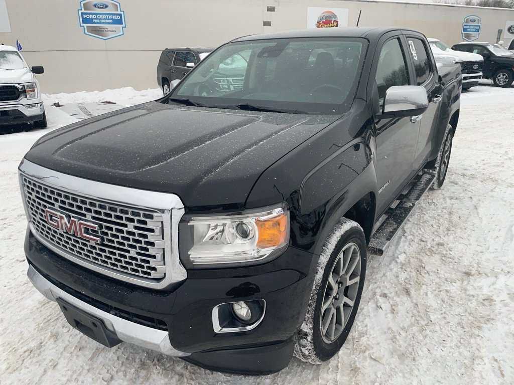Used 2020 GMC Canyon Denali image 3