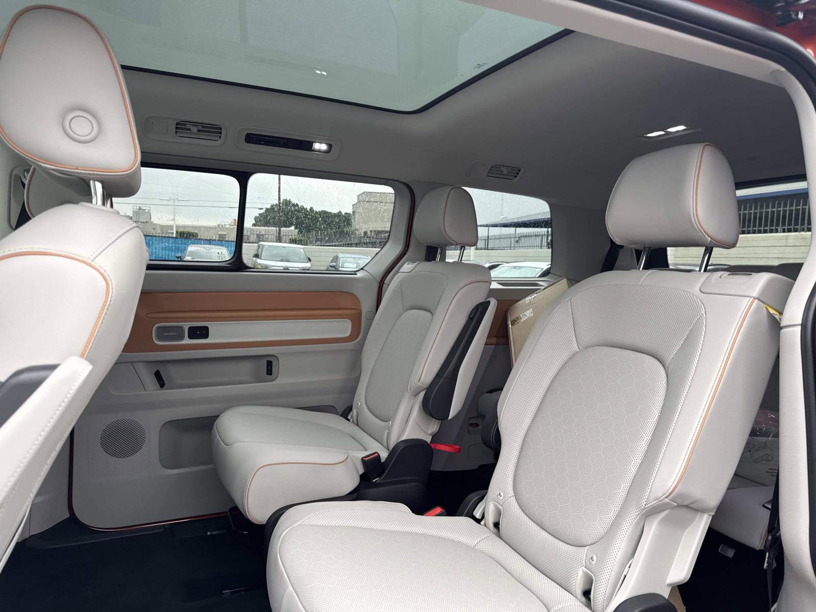 New 2025 Volkswagen ID. Buzz Pro S Plus image 9