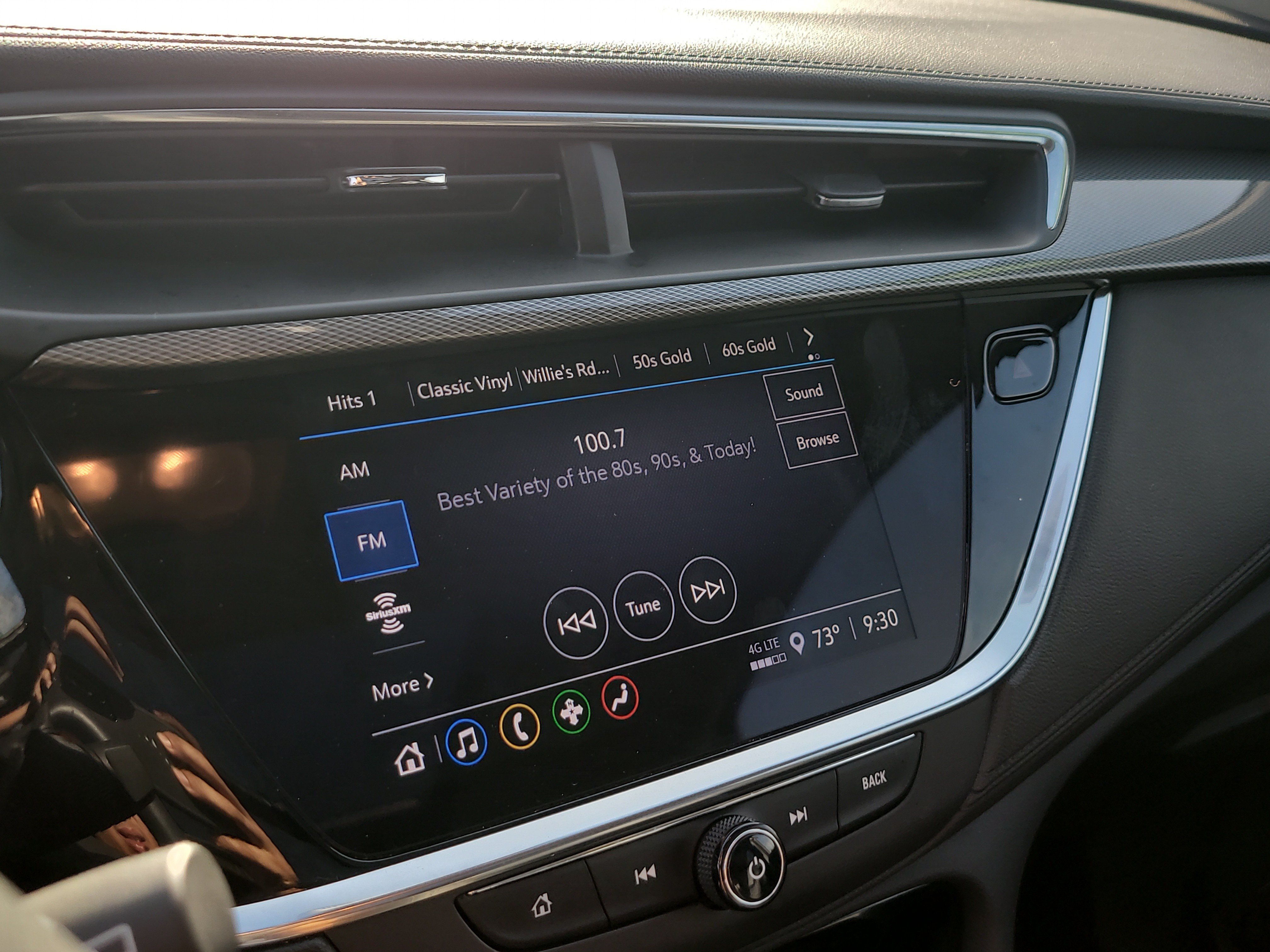 Used 2023 Buick Encore GX Essence w/ Experience Buick Package FWD image 23
