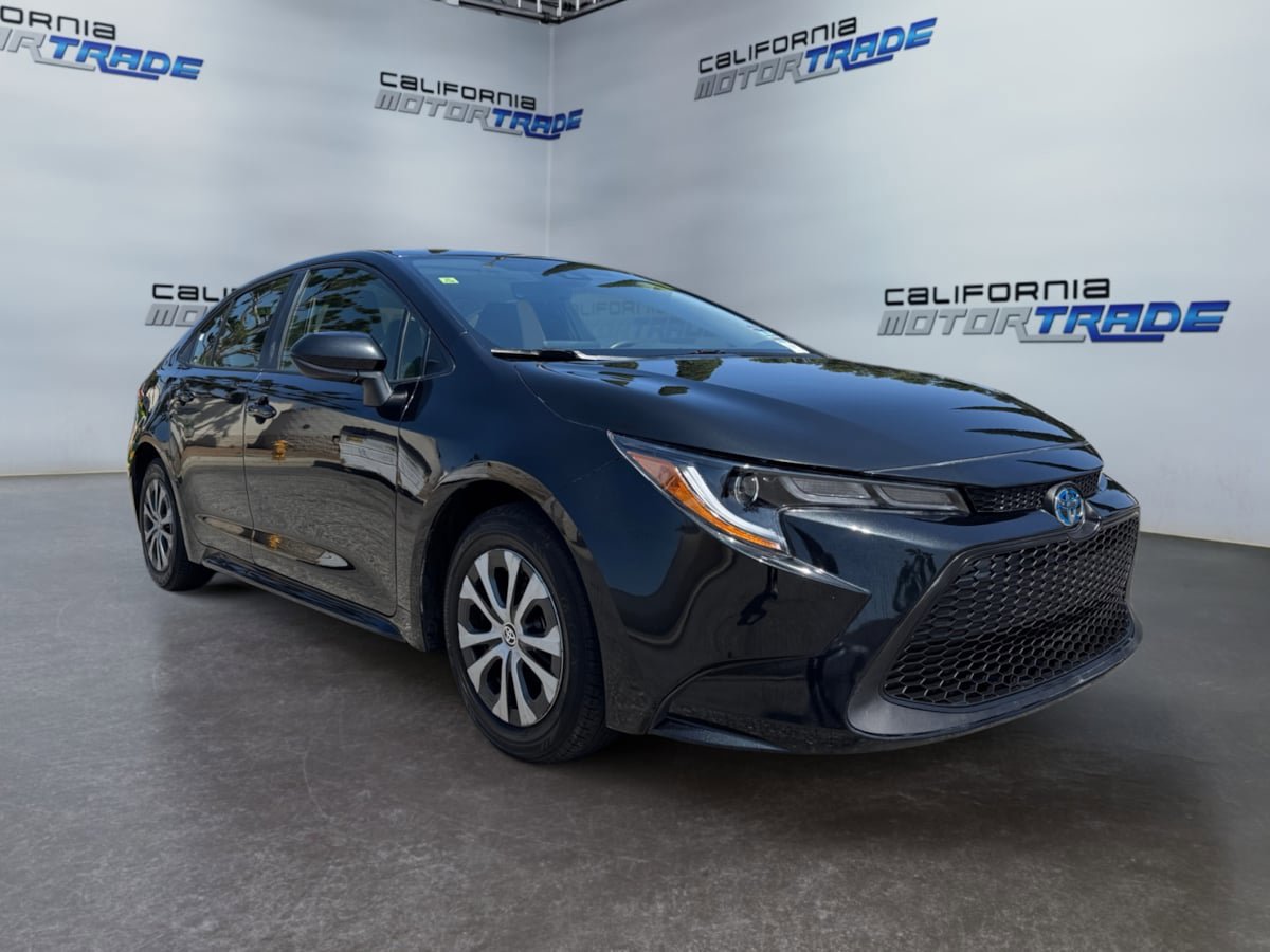 Used 2022 Toyota Corolla LE w/ Carpet Mat Package (TMS) FWD image 3
