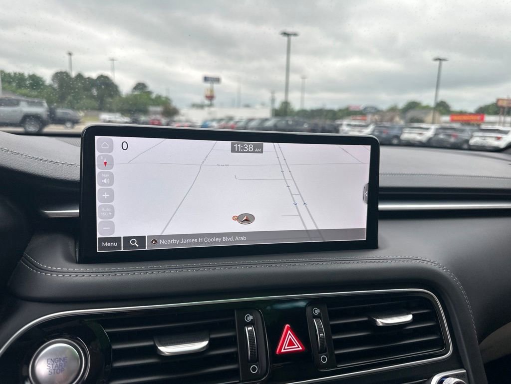 Used 2023 Genesis G70 2.0T RWD image 17