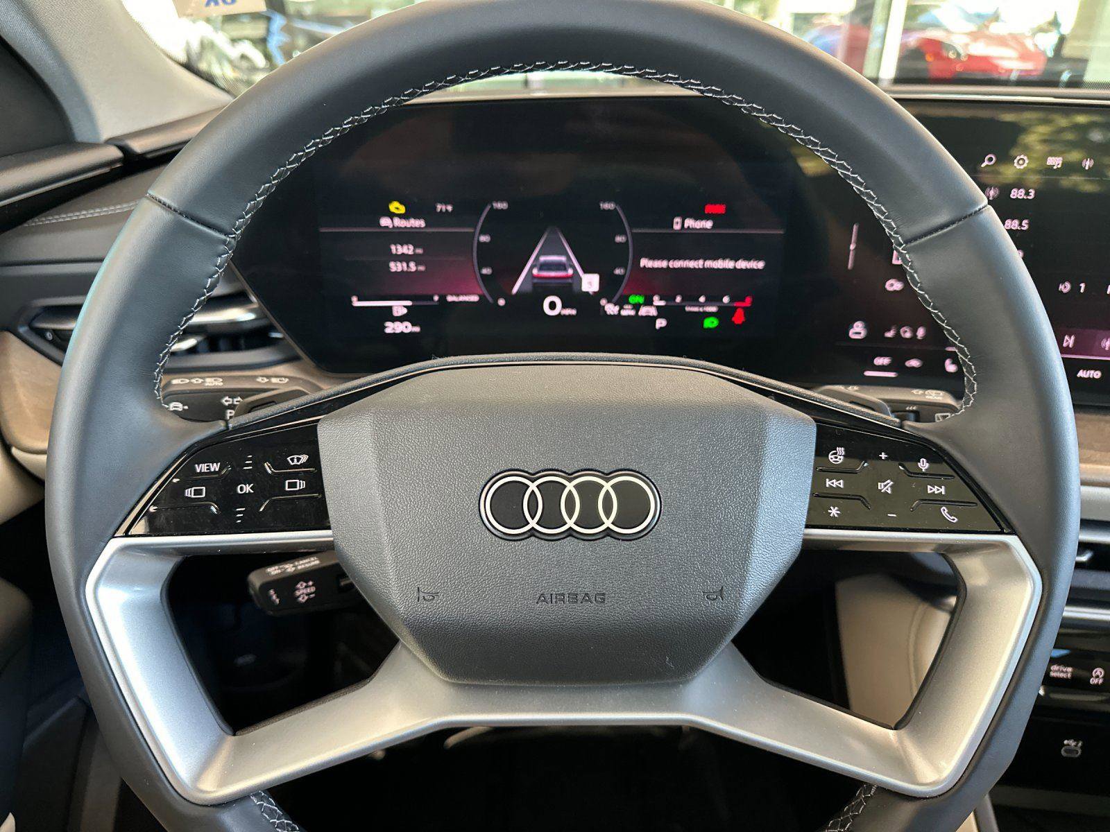 Used 2025 Audi Q5 Premium w/ Premium Plus AWD/4WD image 24