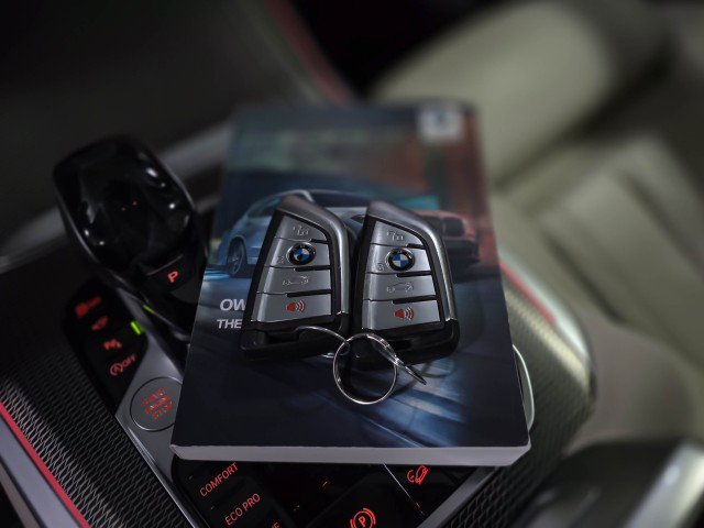 Used 2020 BMW X5 xDrive40i w/ M Sport Package image 46