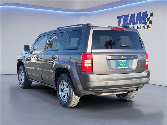 Used 2016 Jeep Patriot Sport FWD image 3
