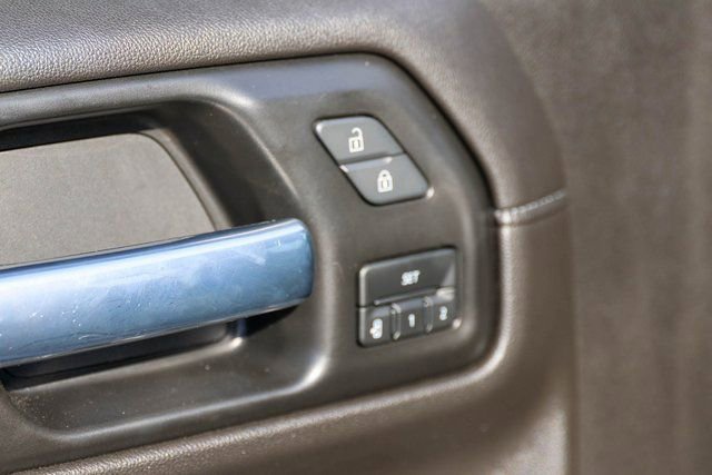 Used 2022 Chevrolet Silverado 1500 LTZ w/ LTZ Convenience Package II image 13