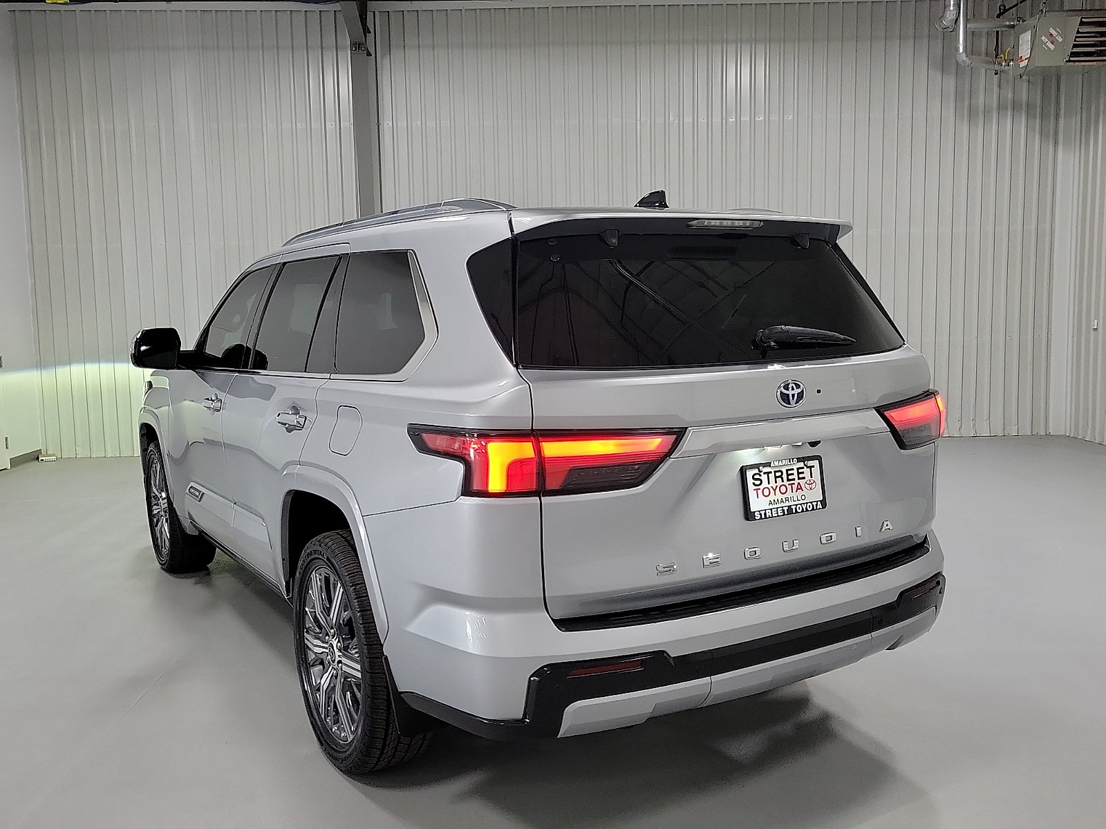 Certified 2023 Toyota Sequoia Capstone AWD/4WD image 6