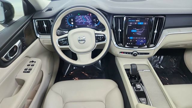 Used 2024 Volvo S60 B5 Plus w/ Climate Package image 37
