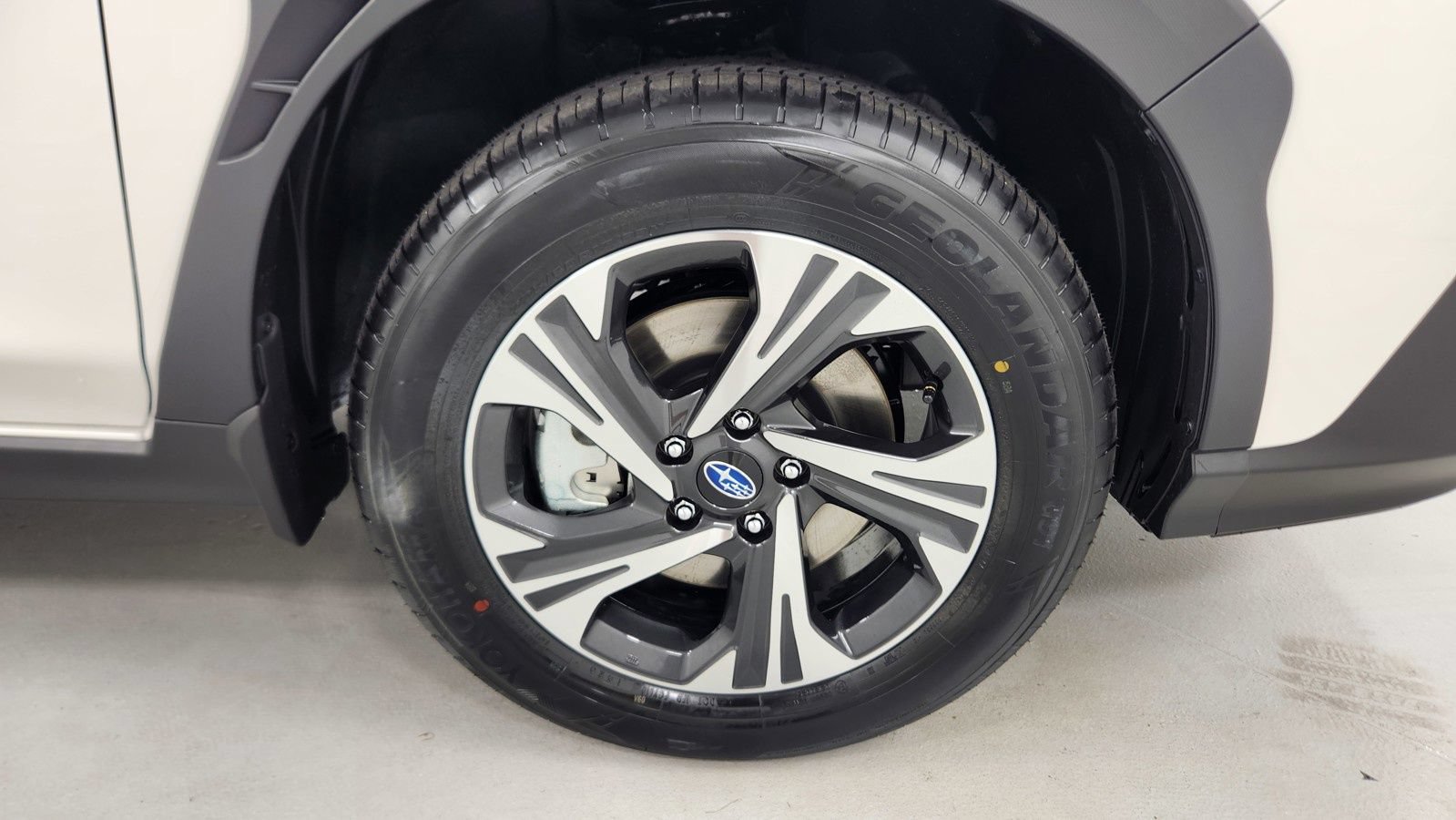 New 2026 Subaru Crosstrek 2.5i Premium AWD/4WD image 9