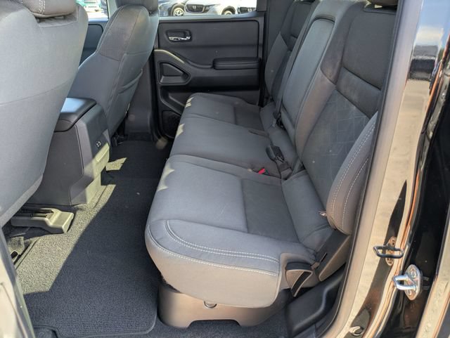 Used 2025 Nissan Frontier SV RWD image 21